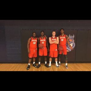 Meet your Posher, Jake